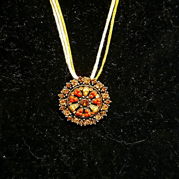 Lia Sophia necklace - Picture 1 of 2